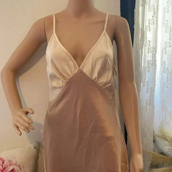 Peppermayo mini dress - Picture 7 of 13